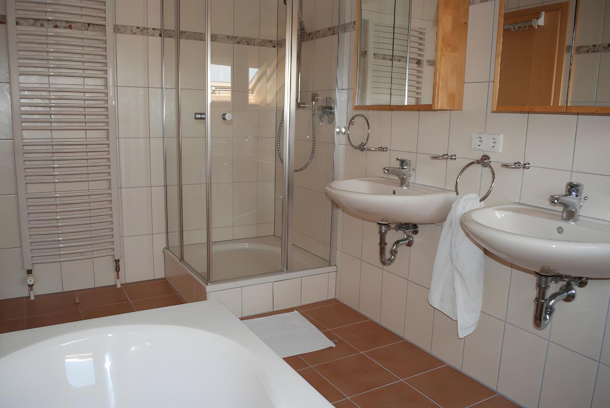 Ferienwohnung Mit Pool Straubenhardt ภายนอก รูปภาพ